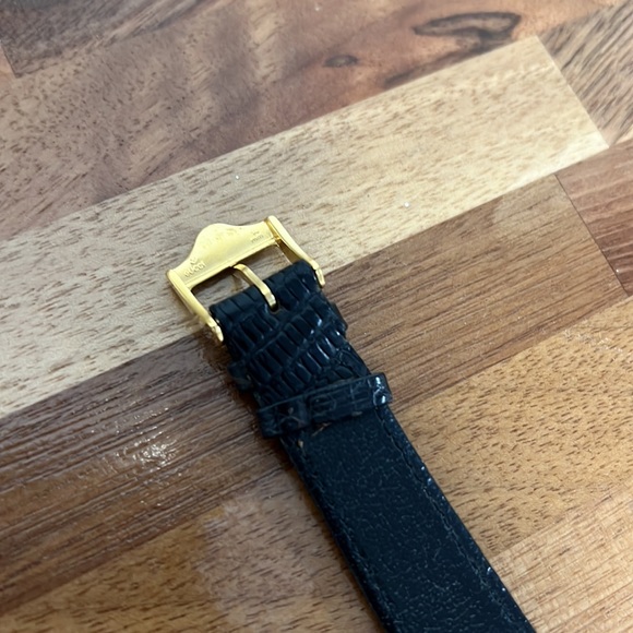 Gucci unisex watch gold plated - Picture 8 of 13